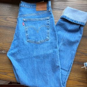 Levi’s skinny jeans